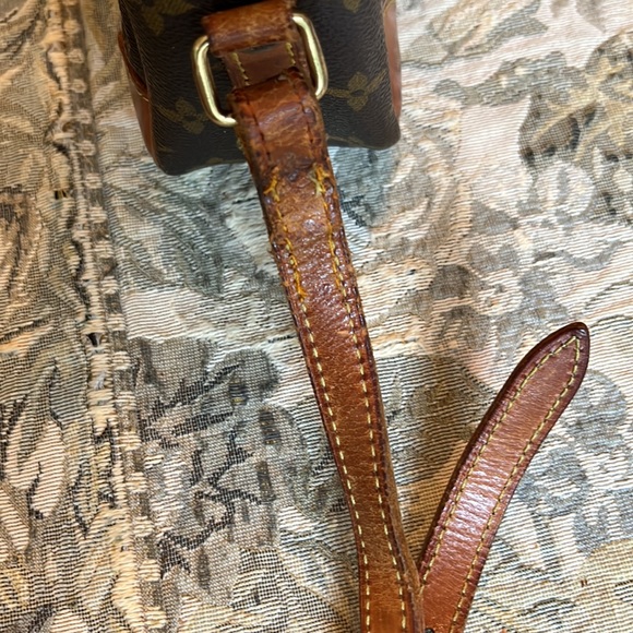 Louis Vuitton TROCADÉRO LEATHER CROSSBODY BAG - Picture 14 of 16